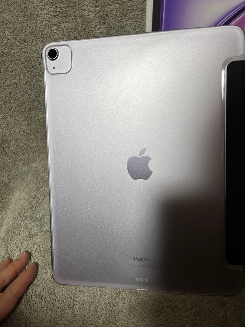 もも　M2 iPadAir 13インチ　256GB 箱などあり