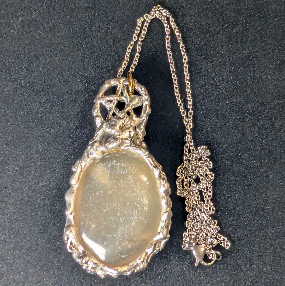 【神の視座を授かる究極宝具】《神恩招来フリズスキャルヴ》オウロベルデ〜言霊黄金光