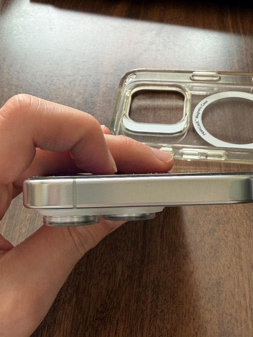 【超美品】iPhone16pro 白128G SIMフリー バッテリー99%