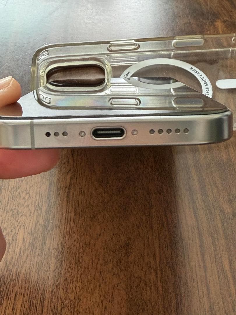 【超美品】iPhone16pro 白128G SIMフリー バッテリー99%