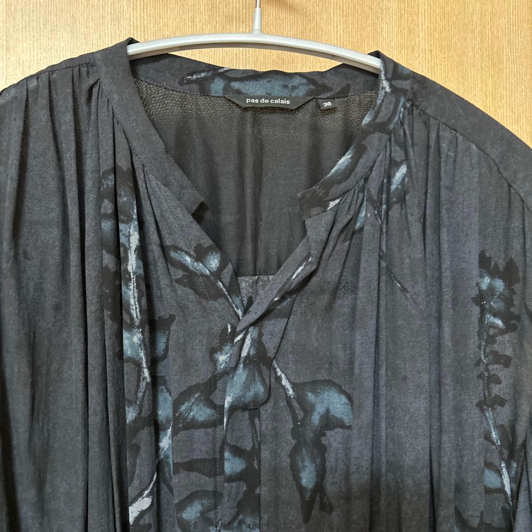 ⭐️pas de calais ⭐️キュプラコットンボイルプリントブラウス