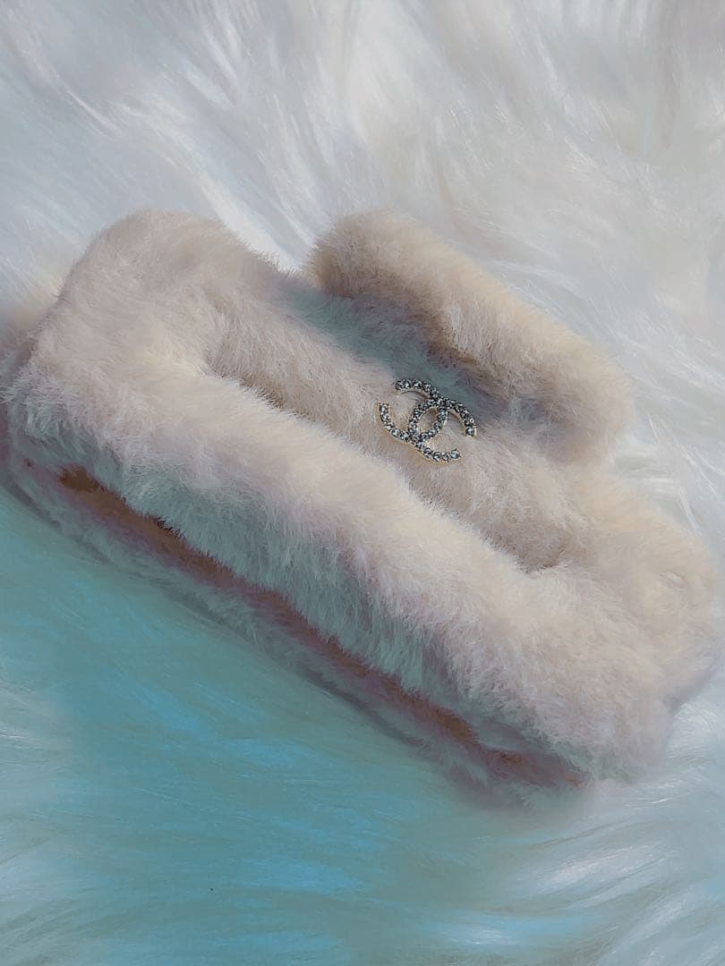 ✧︎*。CHANEL バレッタ ファー アイボリーベージュ ノベルティ ✧︎*。