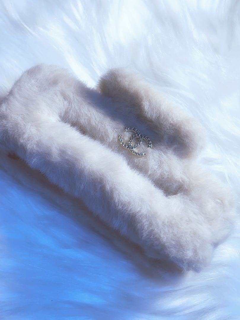 ✧︎*。CHANEL バレッタ ファー アイボリーベージュ ノベルティ ✧︎*。