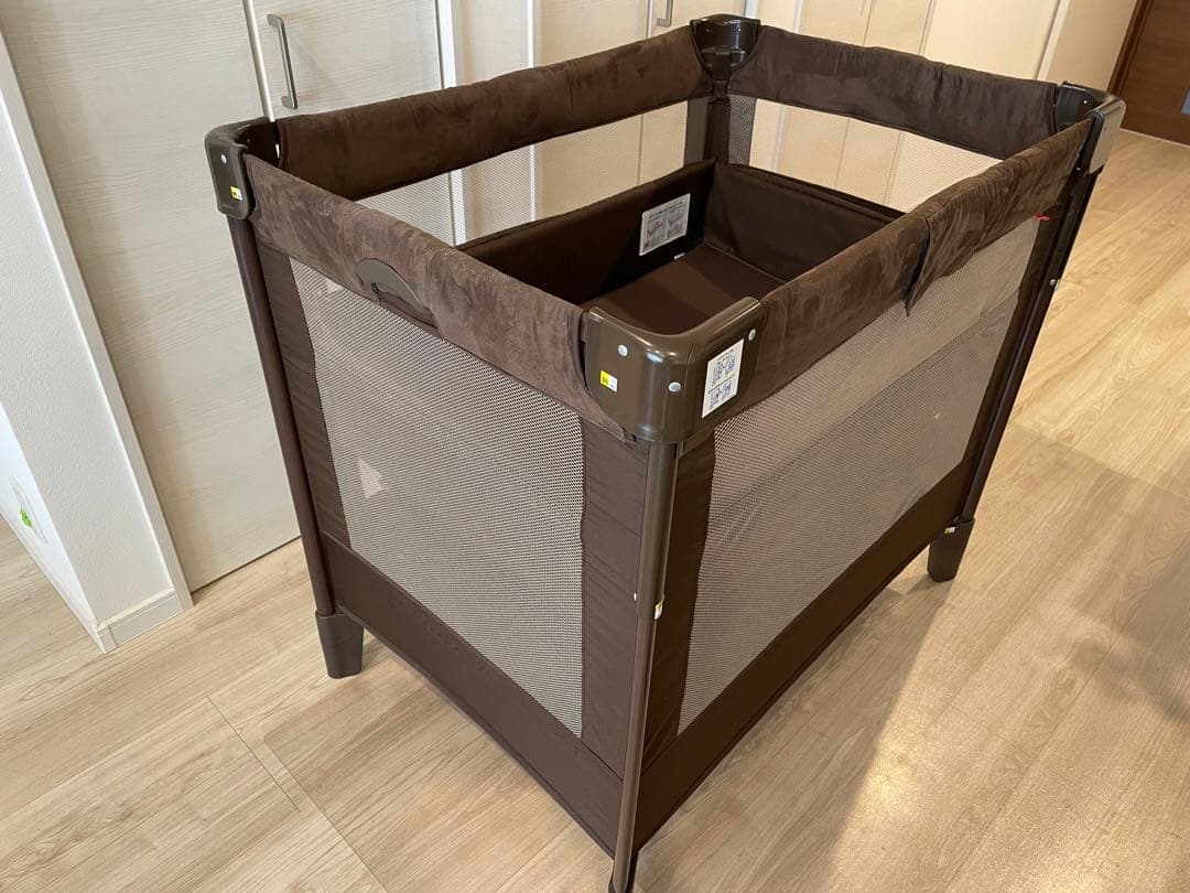 美品✨【Aprica/アップリカ】ココネルエアープラス ブラウン ベビーベッド