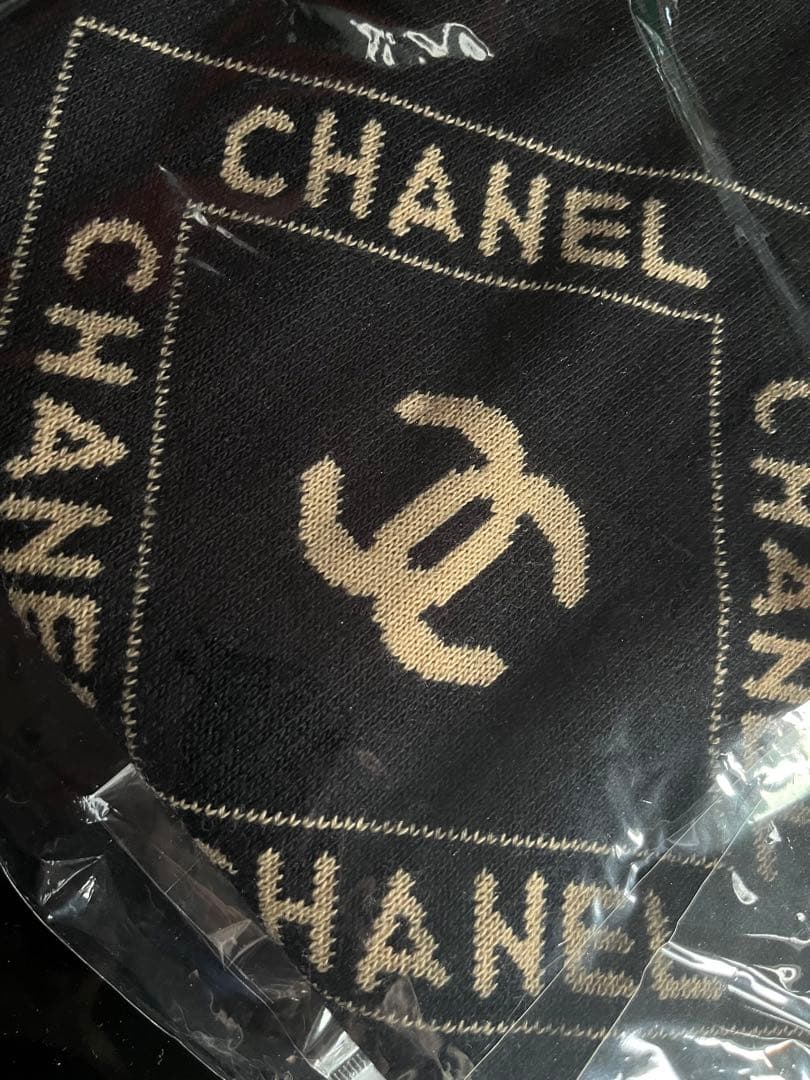 ノベルティ CHANELロゴ マフラー