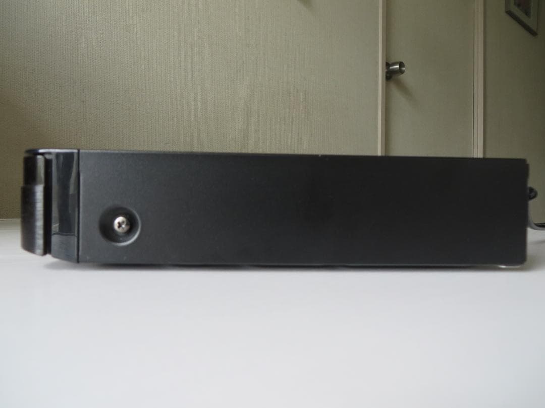 東芝ブルーレイレコーダー DBR-W2008　２番組　２TB　２０１８年製