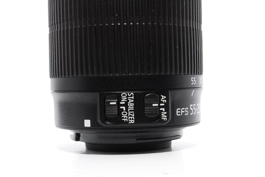 望遠レンズ Canon EF-S 55-250mm F4-5.6 IS STM