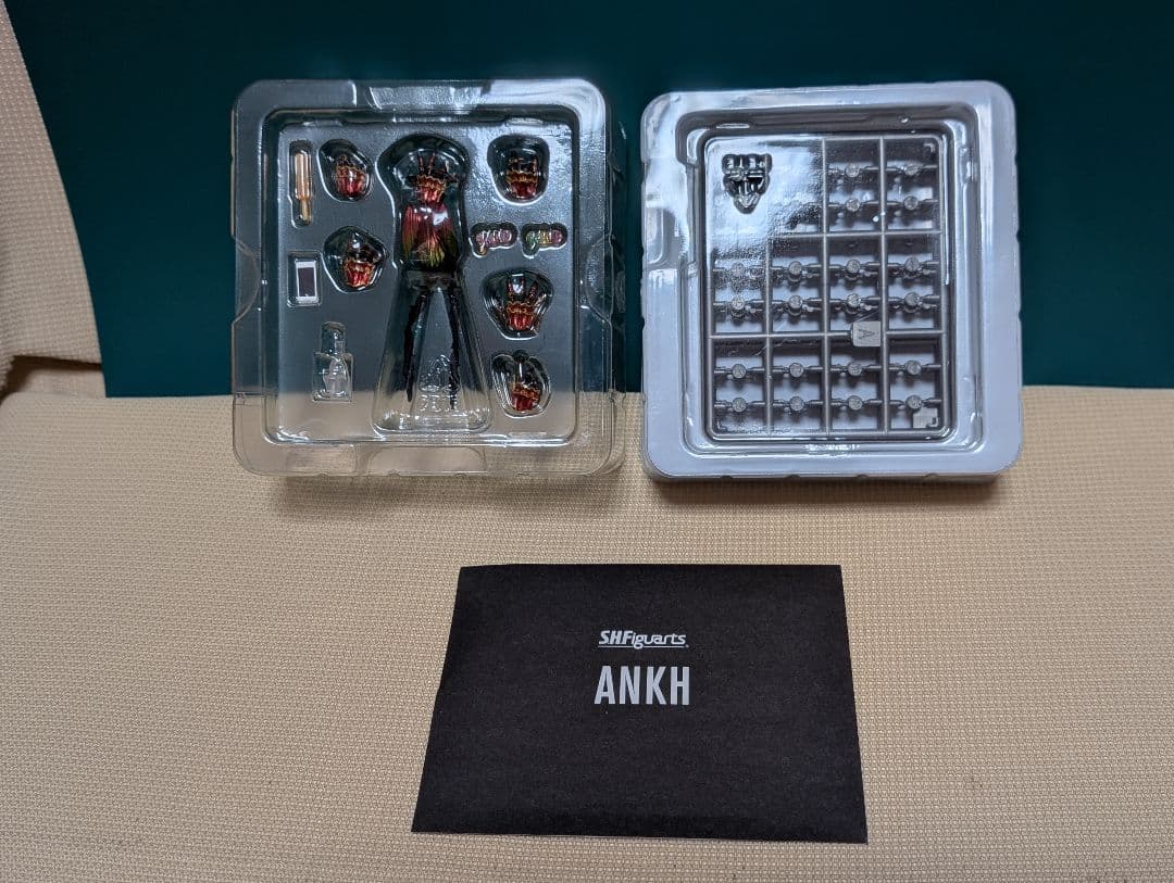 真骨彫　仮面ライダーオーズ　アンク　セット販売