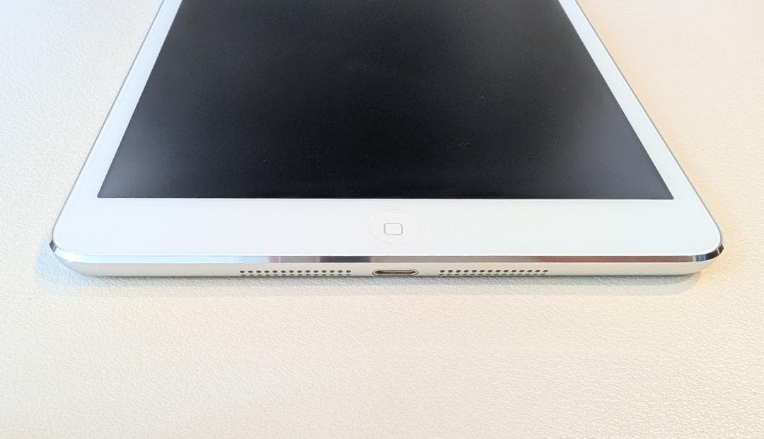 iPad mini 2 ME860J/A Wi-Fi 128GB シルバー