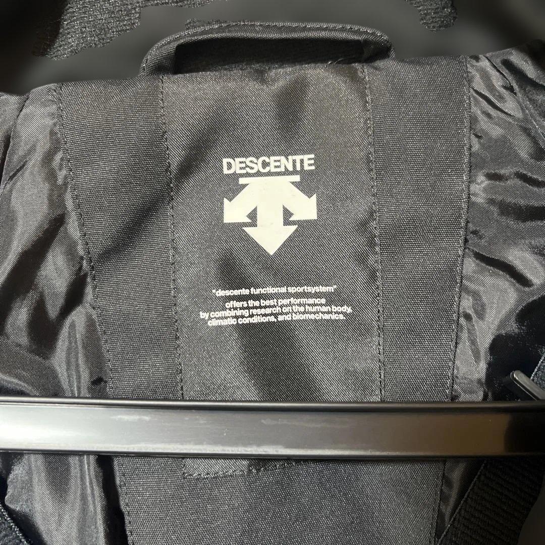 の*く様 デサント　スキーウェア　上下　Lサイズ　セットアップ　ボードウェア