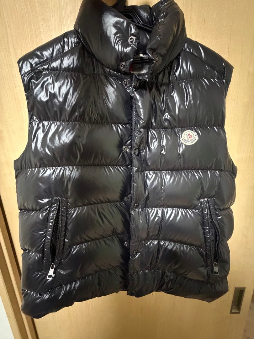 m*c様 中古美品　モンクレール　ダウンベスト　ブラック　　MONCLER ナイ
