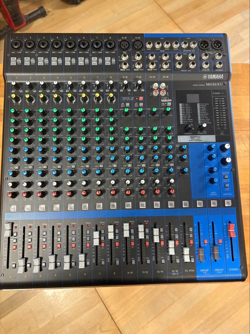 美品　YAMAHA MG16XU アナログミキサー