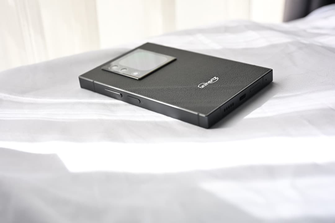 おまけ付き　Unihertz Titan 2 ブラック 美品