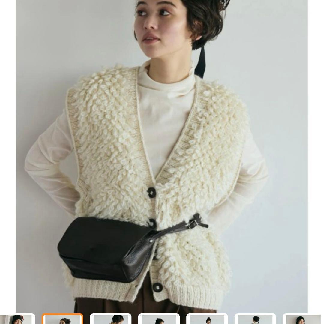 【新品未使用】FIKA. ループニットベスト アイボリー　ヤマダヤ