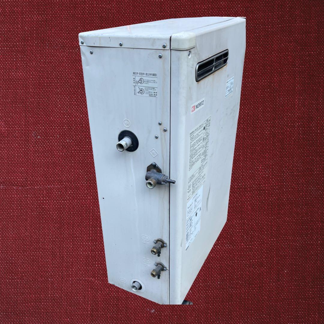 （中古品）石油ボイラー 株式会社ノーリツ OTX-305AYV、2015年製。