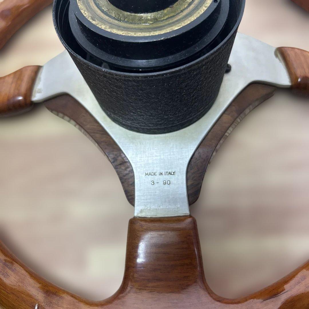 MOMO ウッドステアリング 希少ビンテージ