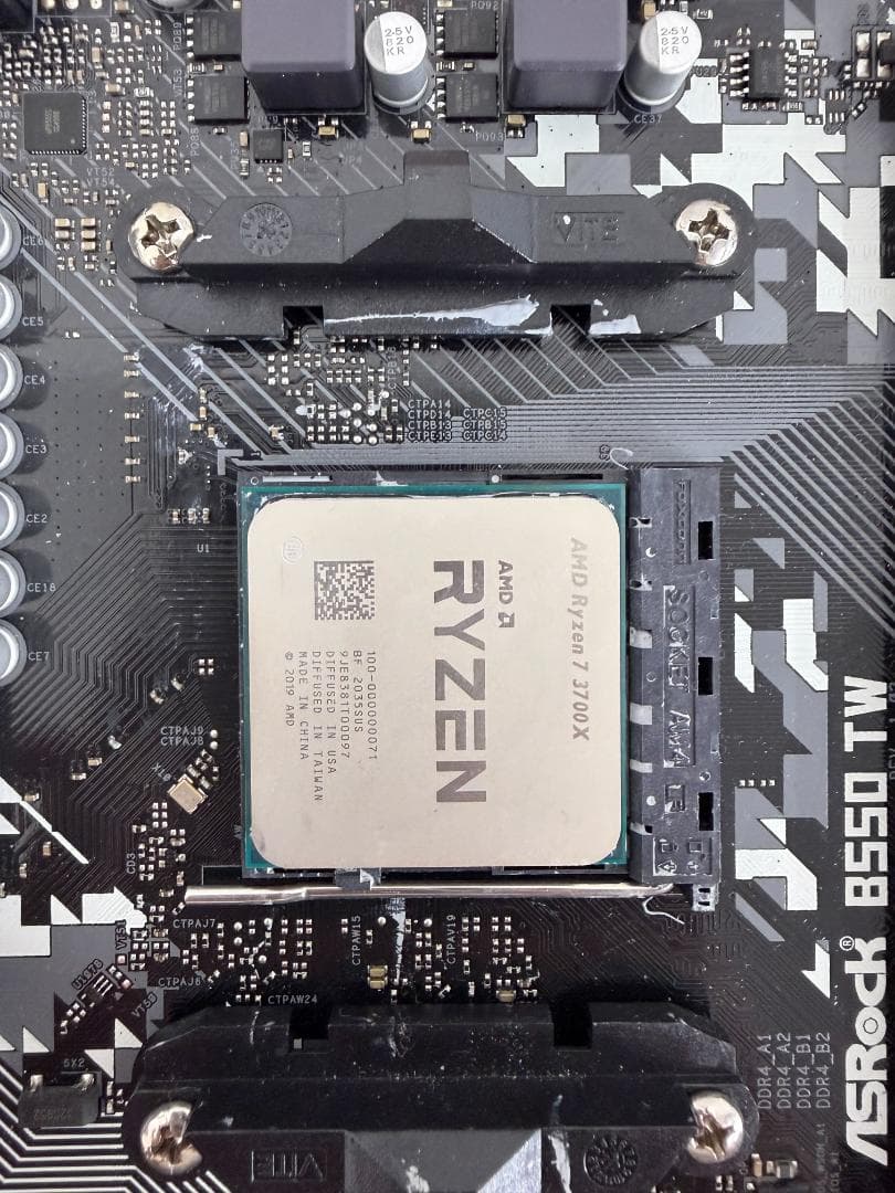 S*g様 【CPU+マザボ】AMD Ryzen7 3700X、B550TW Id