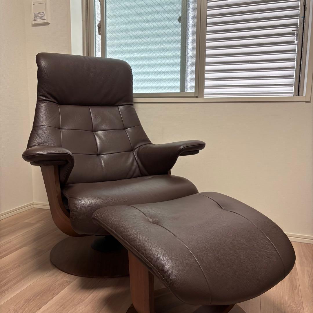 【定価28万→47%OFF】カリモク ザファースト RU72 M +オットマン