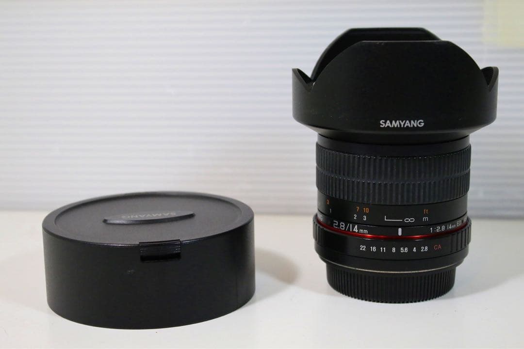 SAMYANG 広角レンズ 14mm F2.8 キャノンマウント箱あり