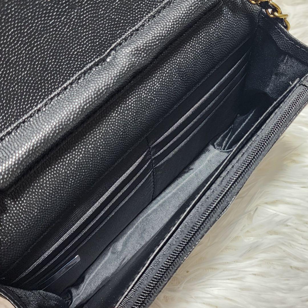 バ*ン様 CHANEL　ショルダーバッグ　黒　ゴールドチェーン　ノベルティ　シャ