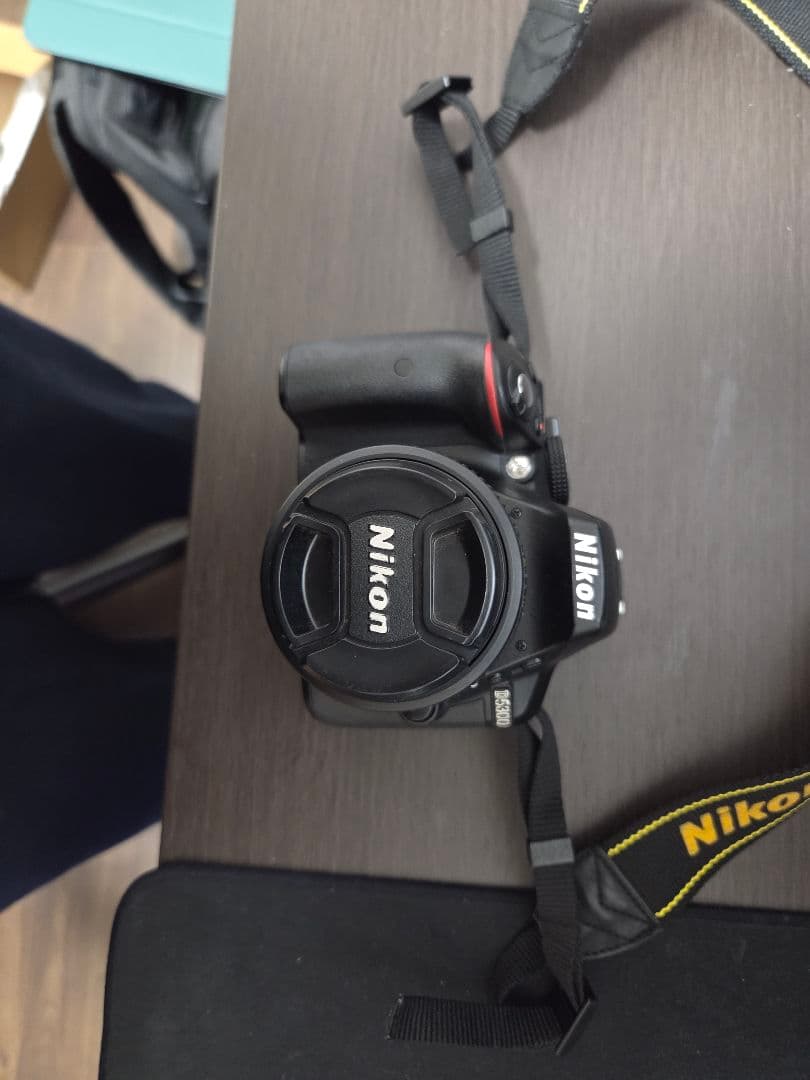 Nikon D5300 デジタル一眼レフカメラ ズームキットレンズ