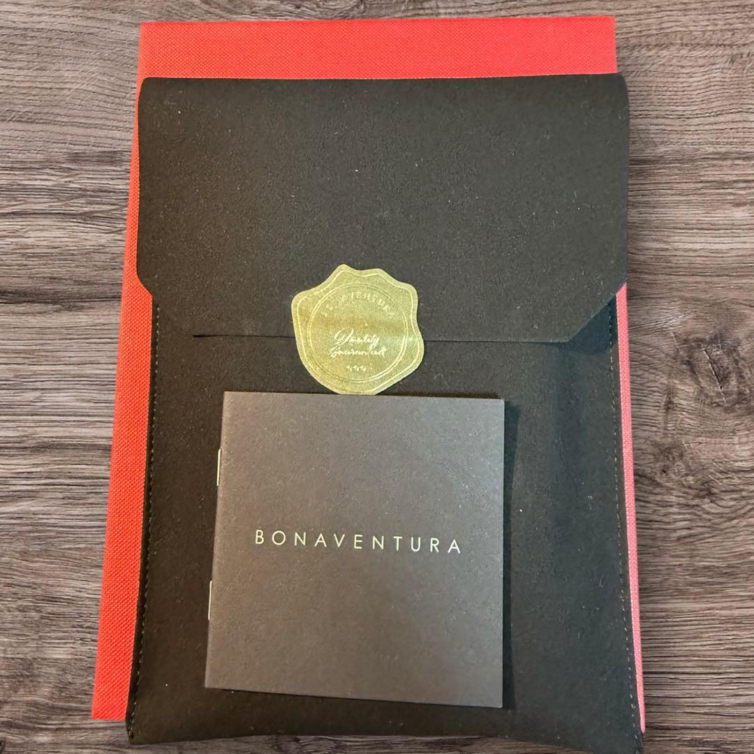 ボナベンチュラ iPhone 16 Pro用 ノービレレザー手帳型ケース（黒）