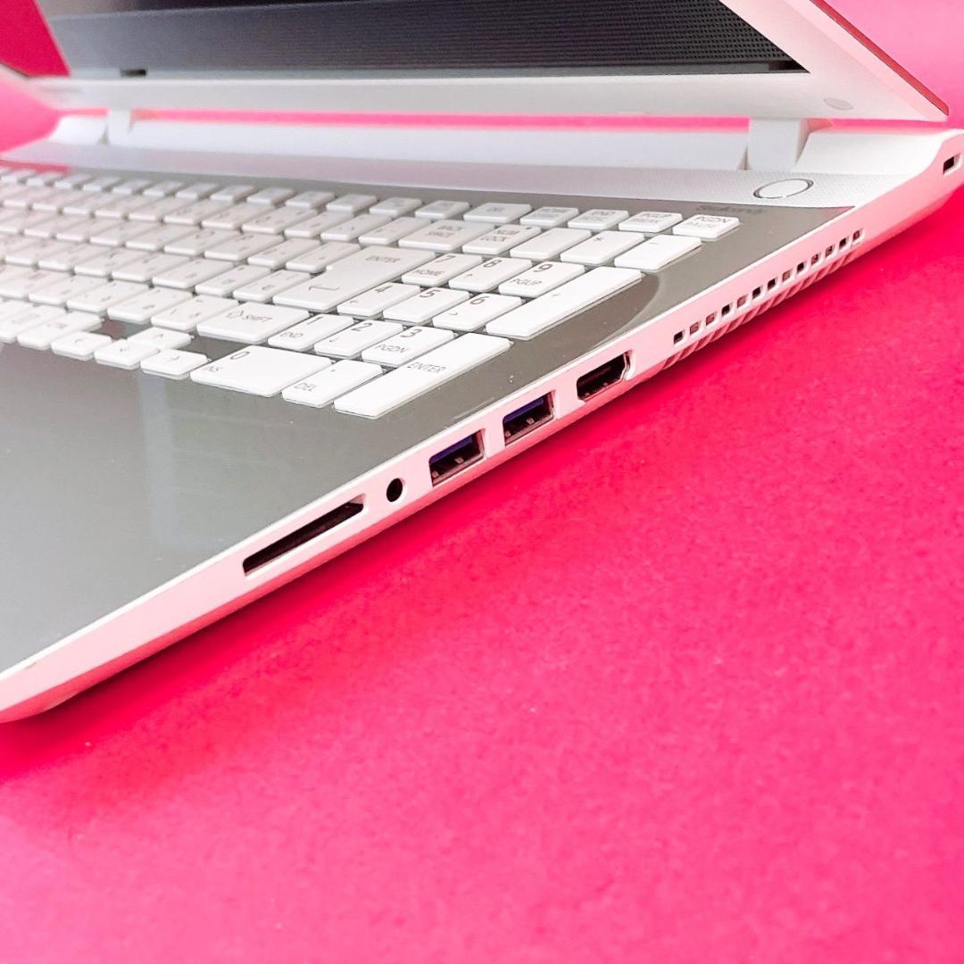 初期設定済みですぐ使える❣️おしゃれゴールド✨️薄型ノートパソコン大容量1TBカメラ