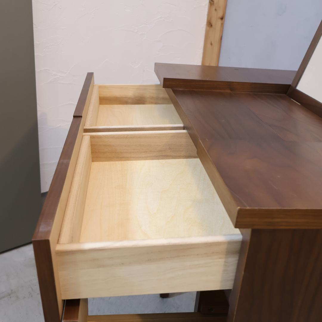 ももこIDEE イデー e.a.u DRESSER ドレッサー