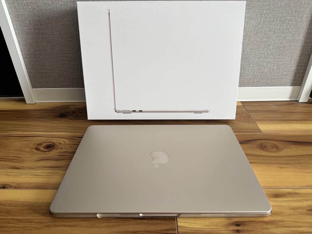 MacBook Air 13インチ 512GB (M2) スターライト