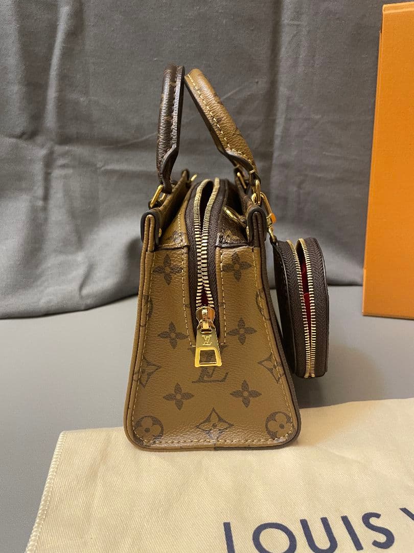 ルイ・ヴィトン オンザゴーＥＷ　モノグラム・リバース　M46653