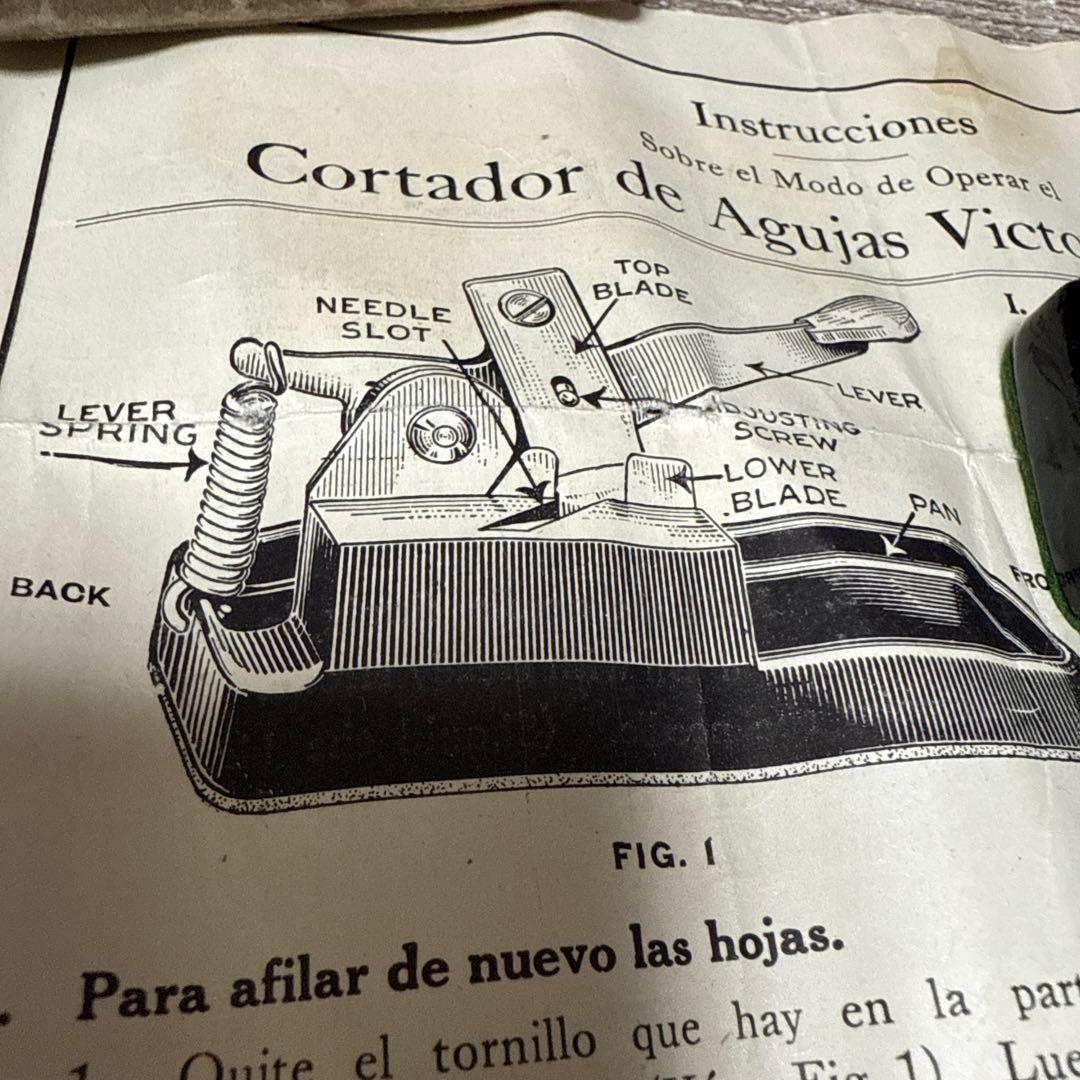 蓄音機用HIS MASTER'S VOICE 竹針NEEDLES CUTTER