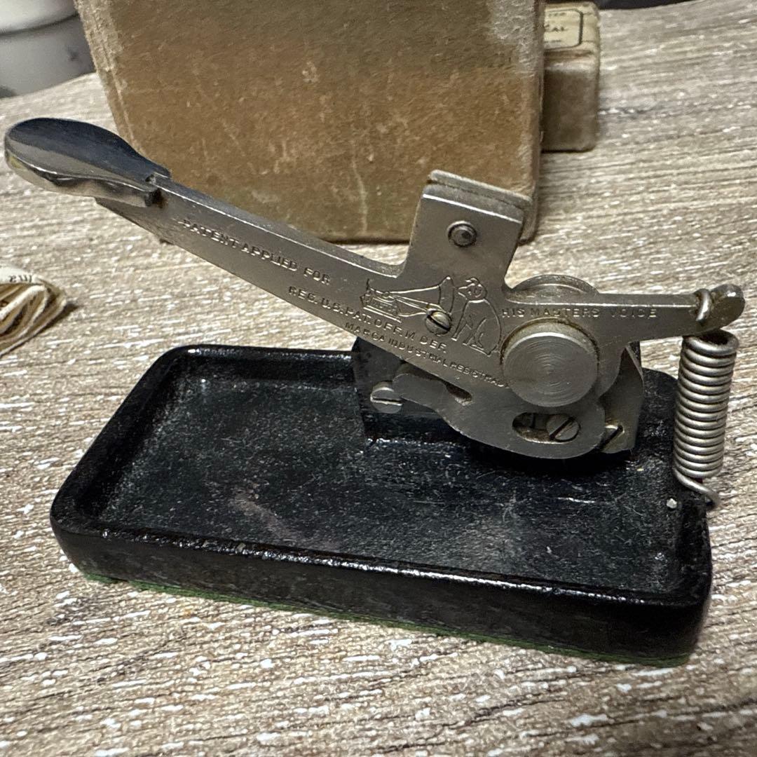 蓄音機用HIS MASTER'S VOICE 竹針NEEDLES CUTTER