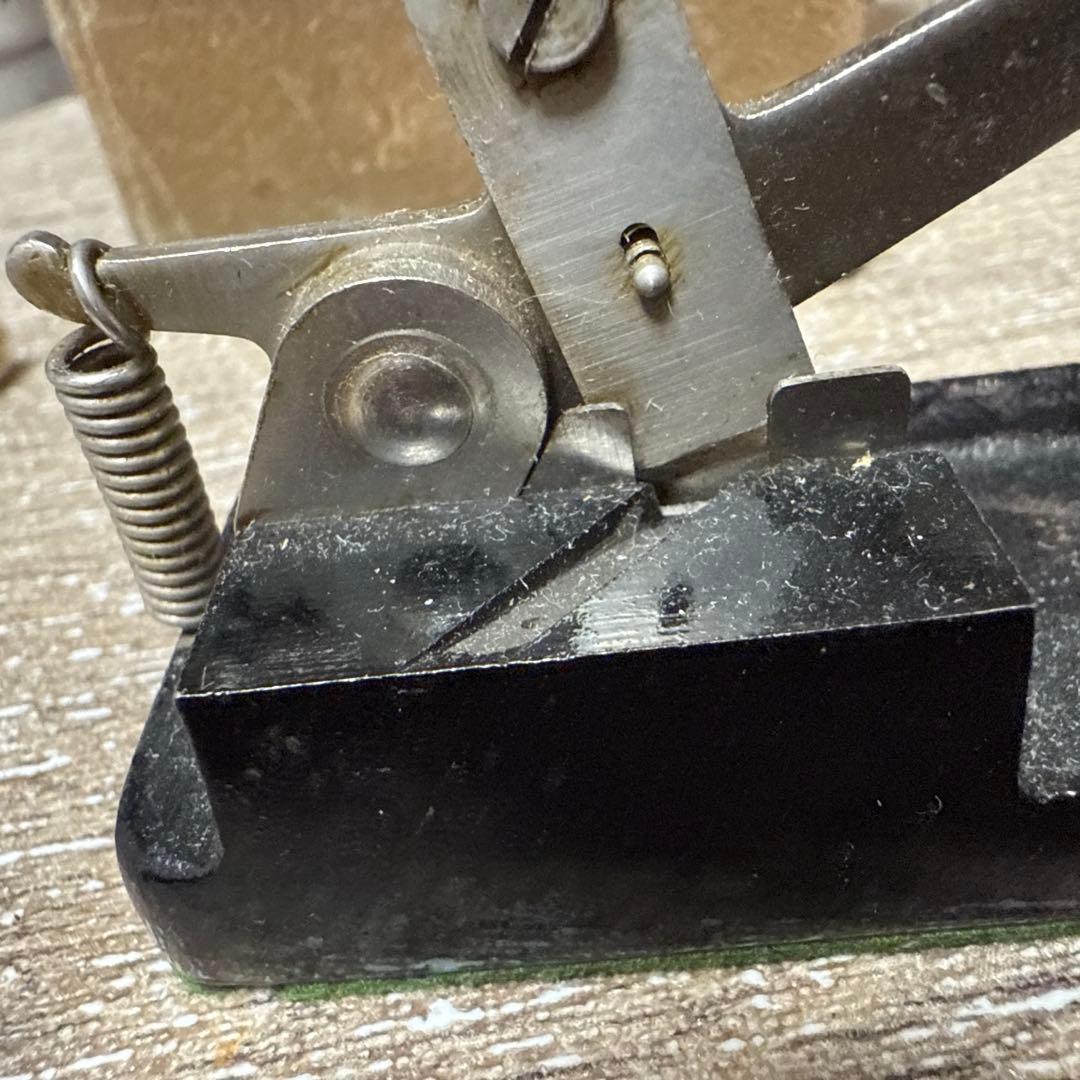 蓄音機用HIS MASTER'S VOICE 竹針NEEDLES CUTTER