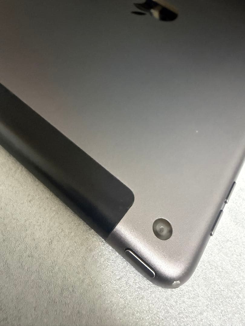 iPad 第7世代 32GB バッテリー最大容量:94%