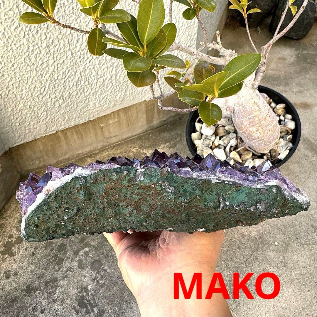 M1888☆アメジストクラスター2.2Kg☆ブラジル産☆天然石☆N60107