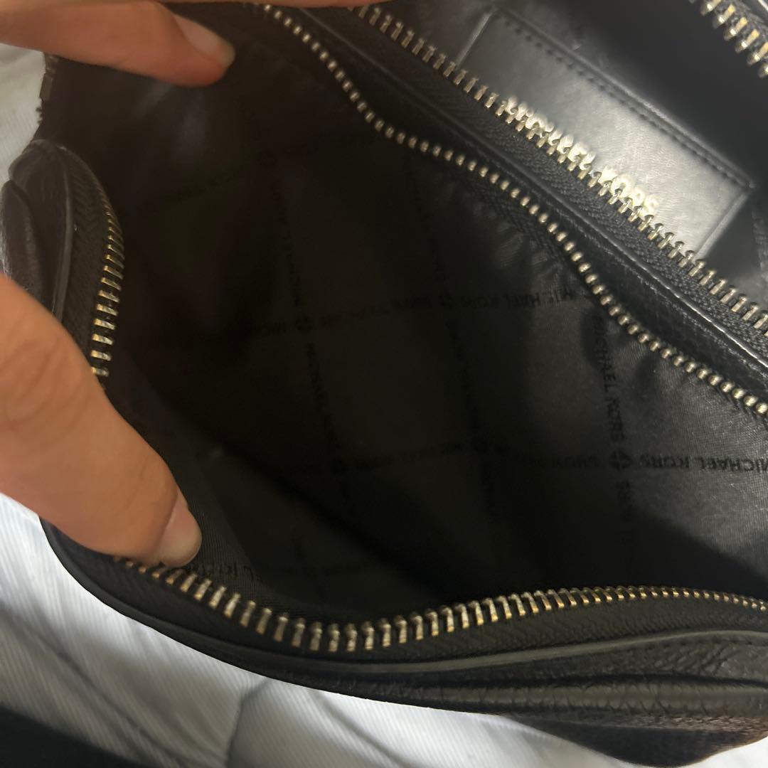 MICHAEL KORS ブラック ショルダーバッグ