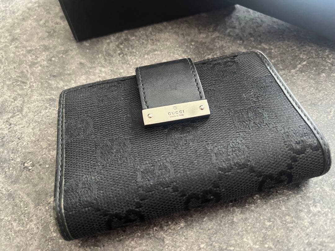 GUCCI カード入れ　名刺入れ