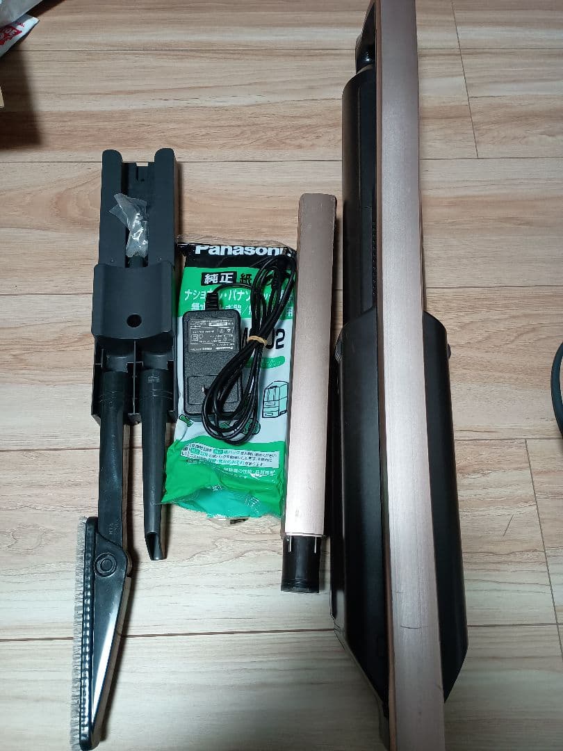 ［車内の掃除等に］panasonic(パナソニック) MC-PBU520J