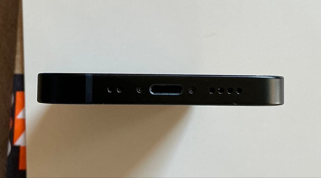 iPhone 13 miniミッドナイト 本体　SIMフリー