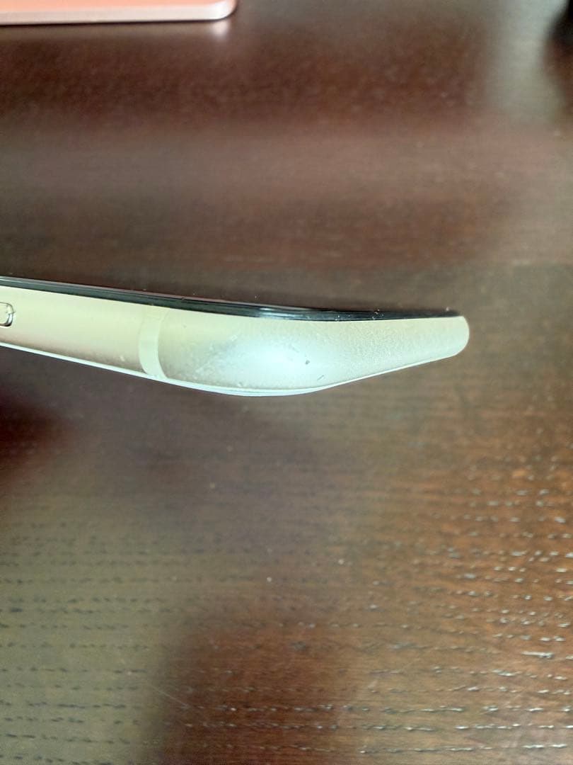 Apple iPhone SE3 ホワイト