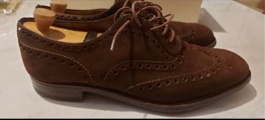 チャーチ スエードウイングチップ バックUK8 Ｅワイズ　二都市