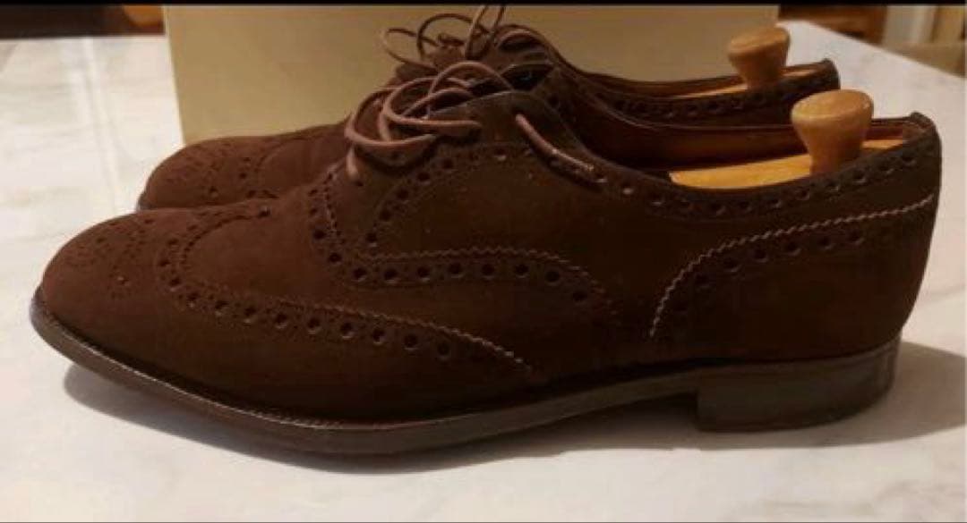 チャーチ スエードウイングチップ バックUK8 Ｅワイズ　二都市