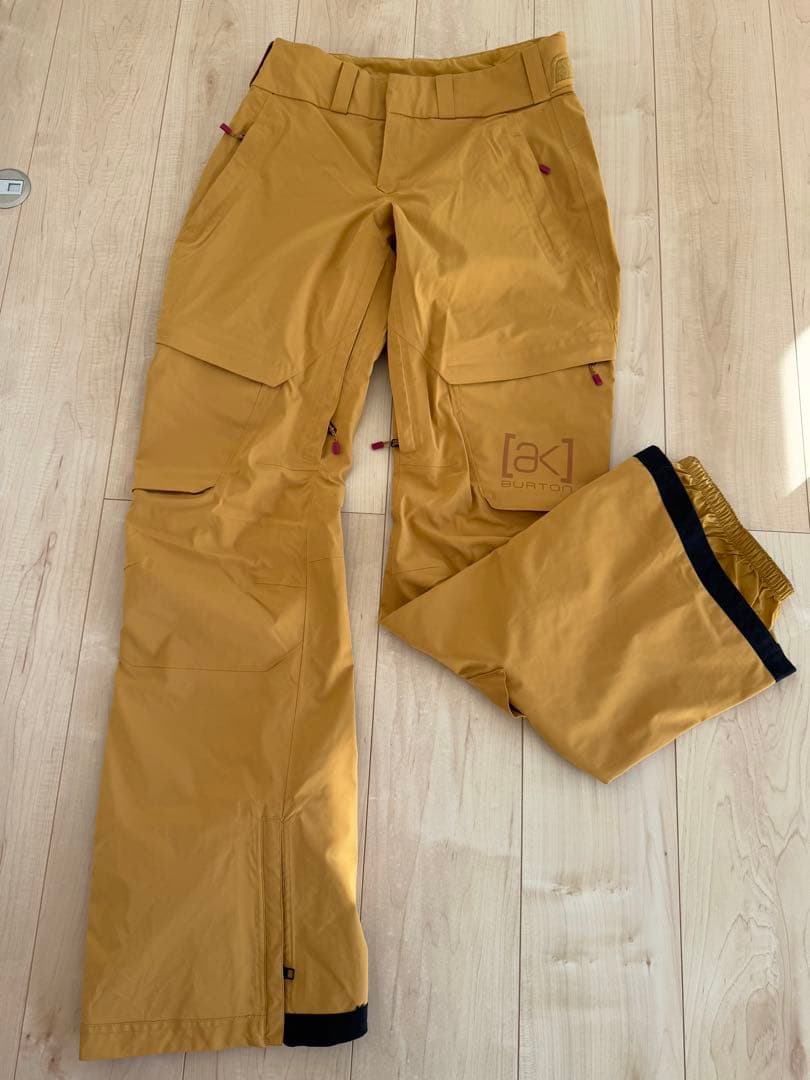 価格交渉可バートン [ak] Living Lining スノーボードパンツ S