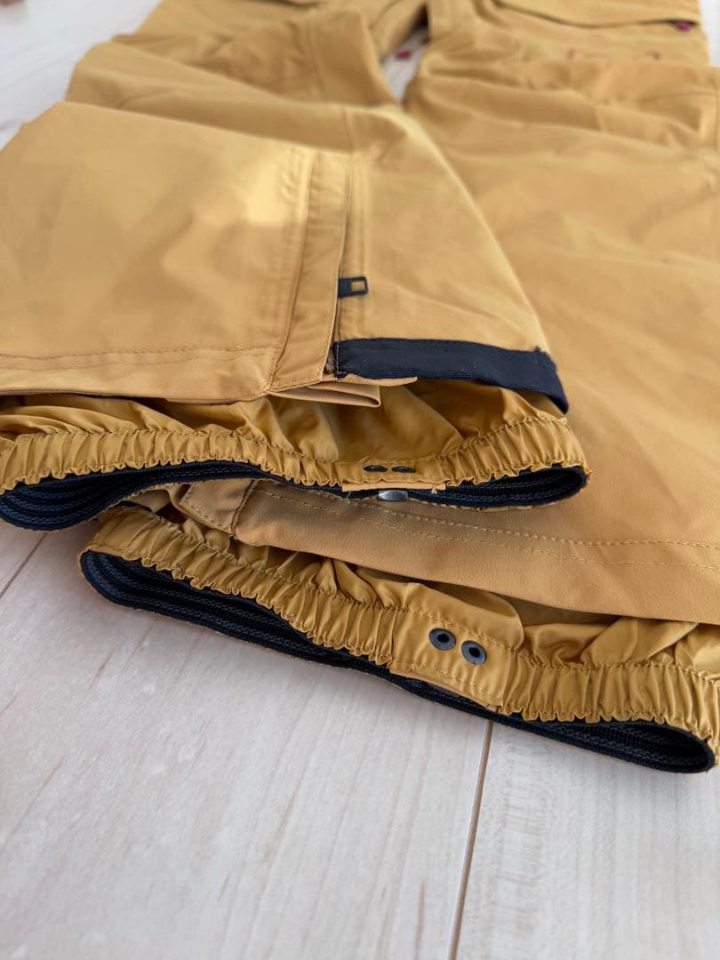 価格交渉可バートン [ak] Living Lining スノーボードパンツ S