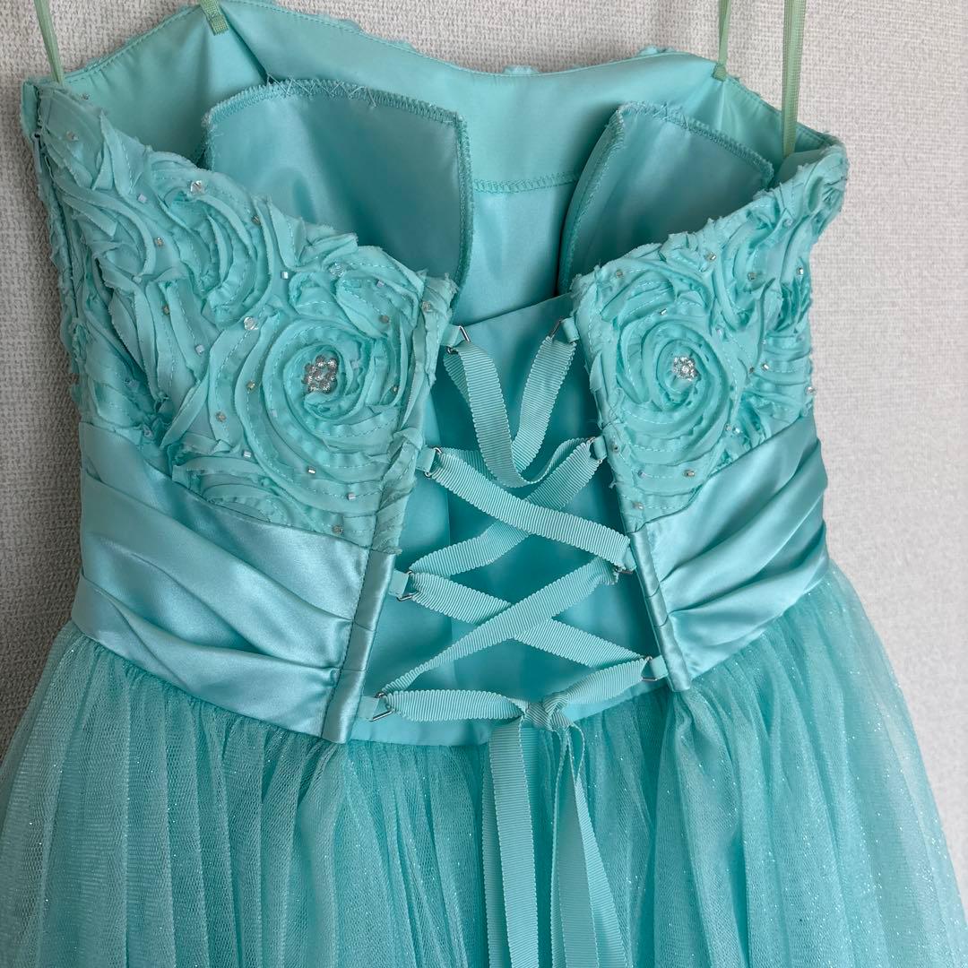 ミントグリーン ストラップレスドレス