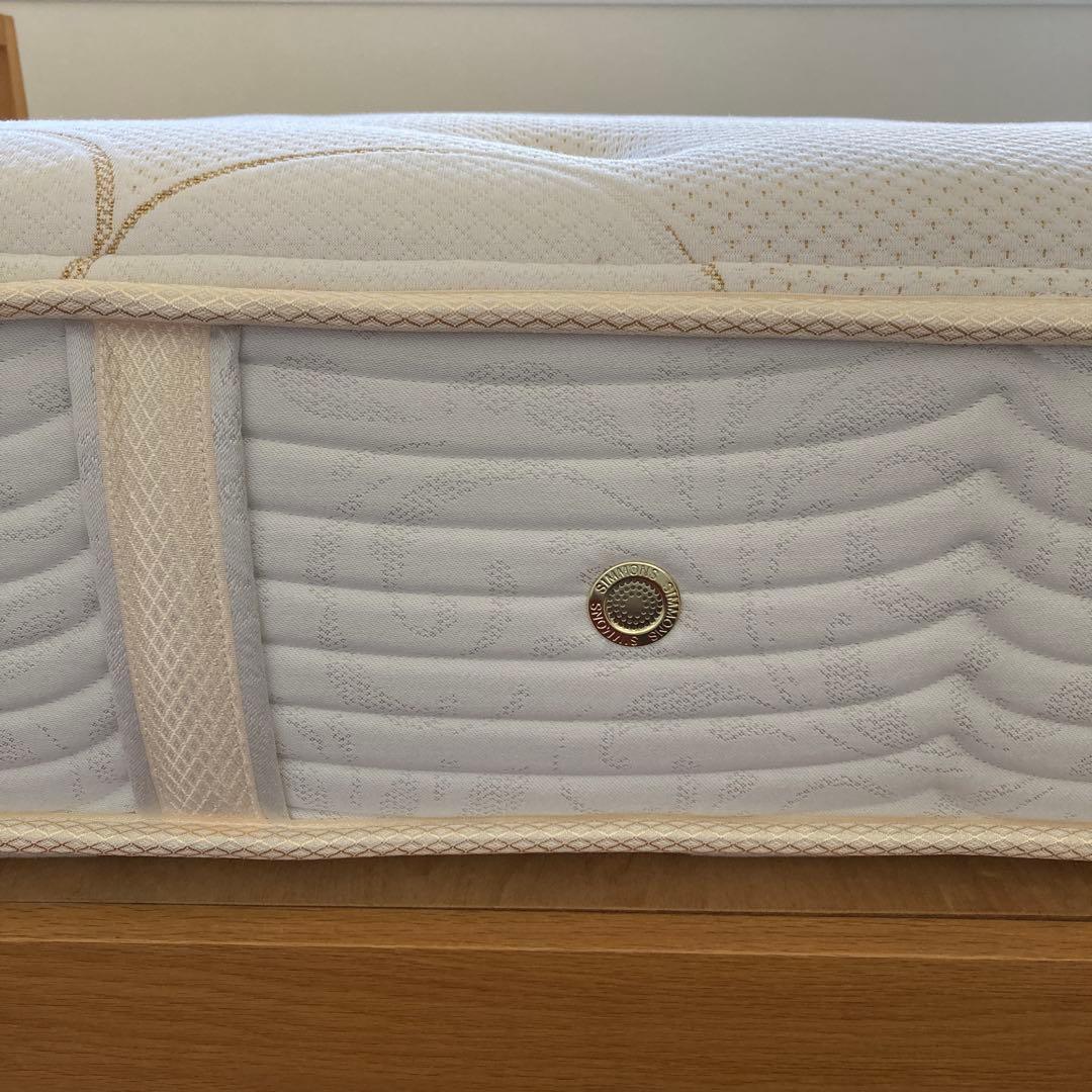 【shioriono＊断捨離中＊ 様　お取置き】シモンズ　ダブルサイズ