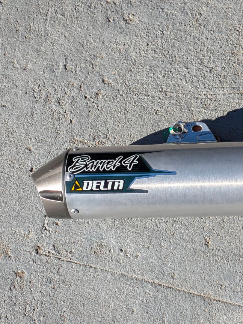 DELTA Barrel 4 マフラー