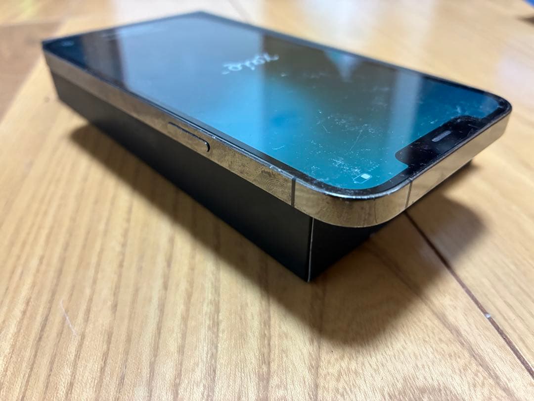 iPhone12 ProMax 256gb 背面割れ