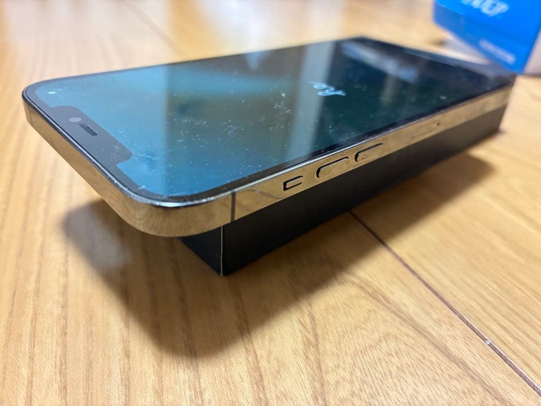 iPhone12 ProMax 256gb 背面割れ