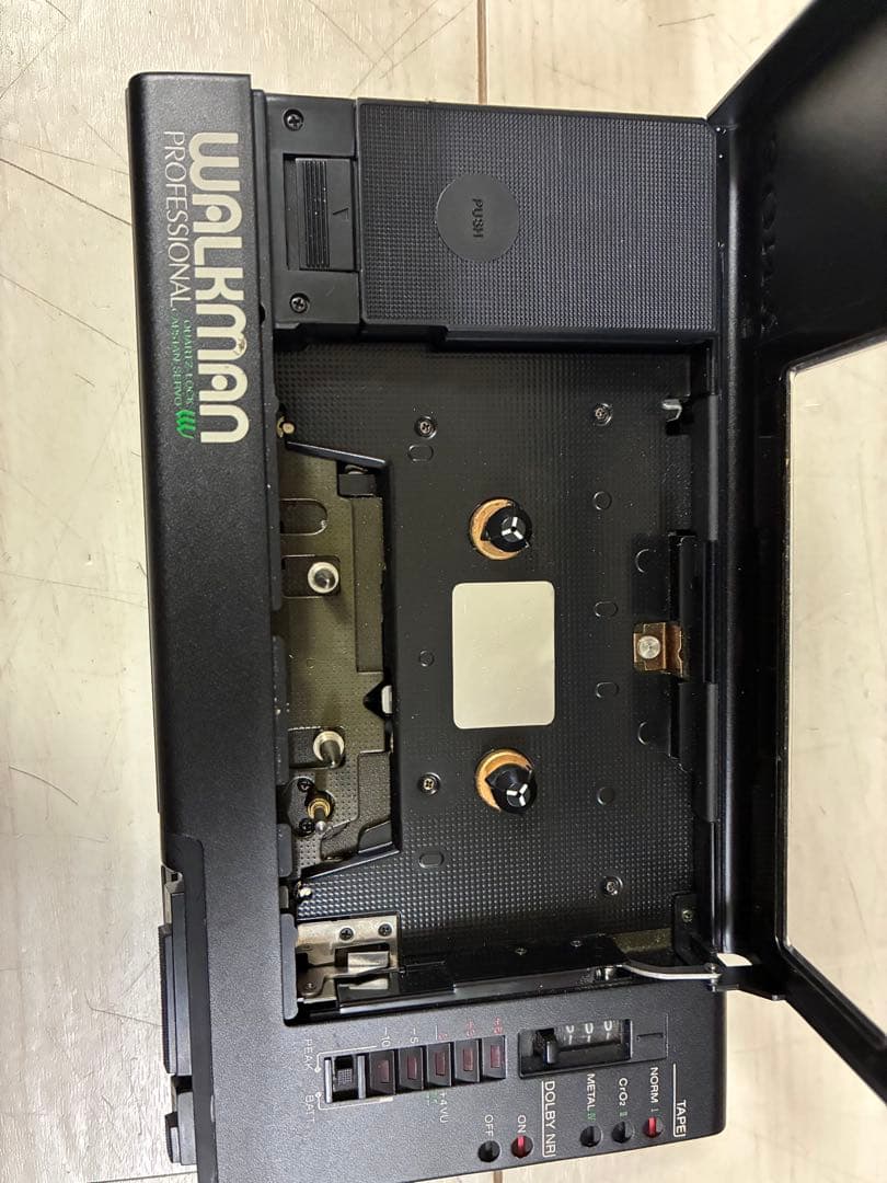 SONY WALKMAN PROFESSIONAL カセットプレーヤー